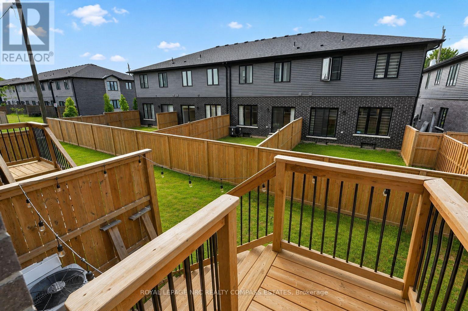 119 - 6705 Cropp Street, Niagara Falls (Morrison), ON - Outdoor With Deck Patio Veranda With Exterior
