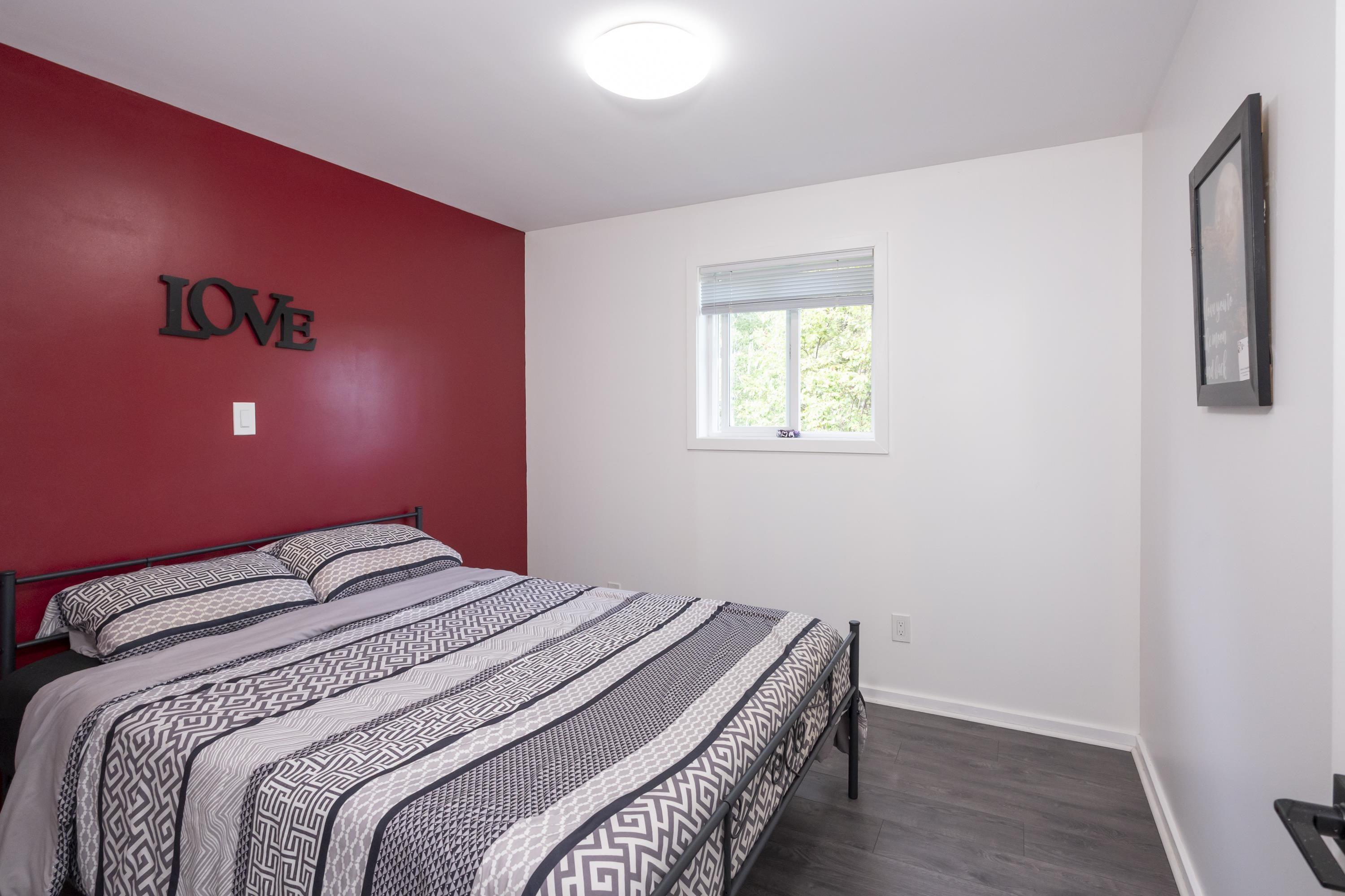 7081 Hwy 61, Neebing, ON - Indoor Photo Showing Bedroom