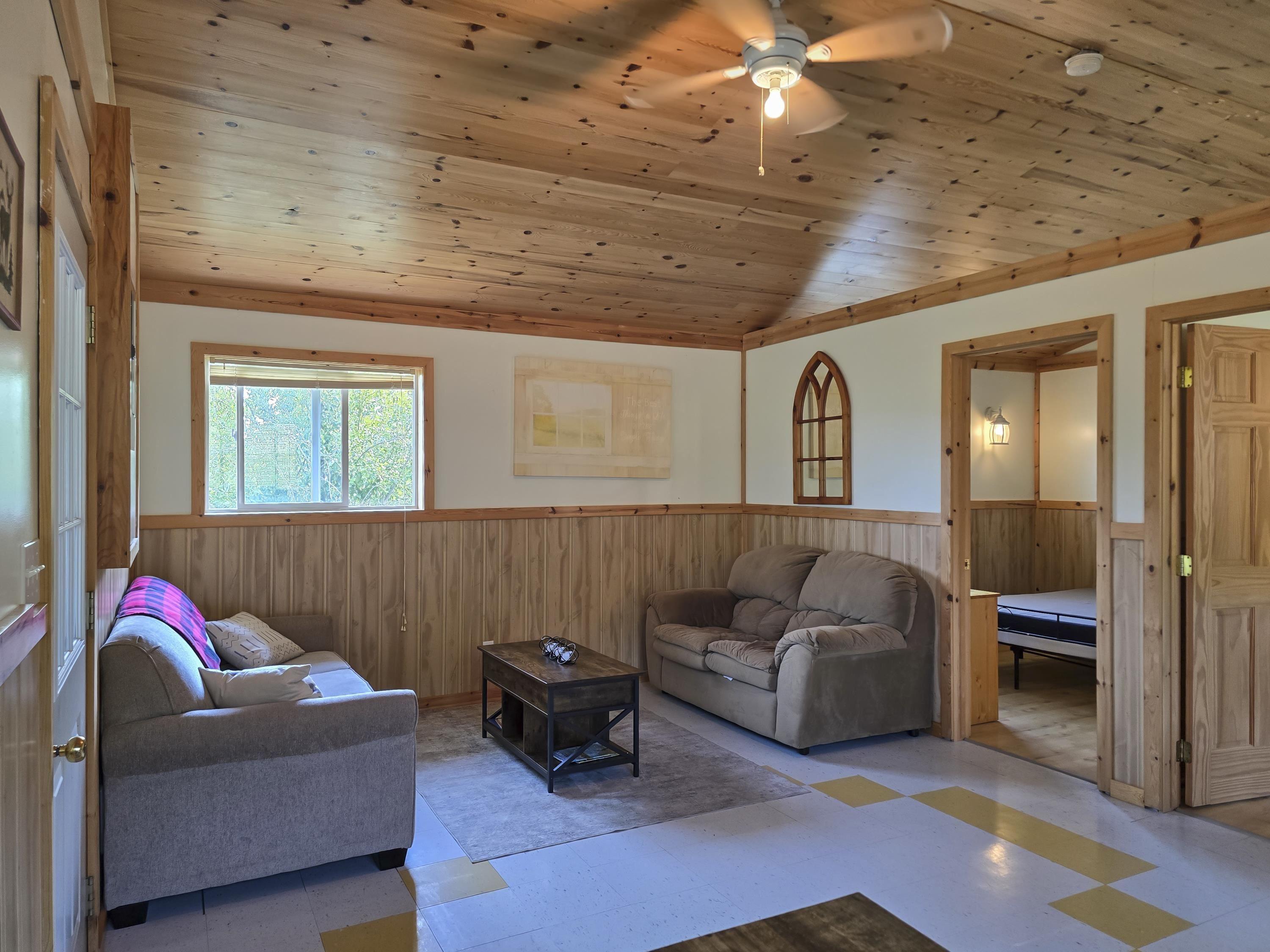 7081 Hwy 61, Neebing, ON - Indoor