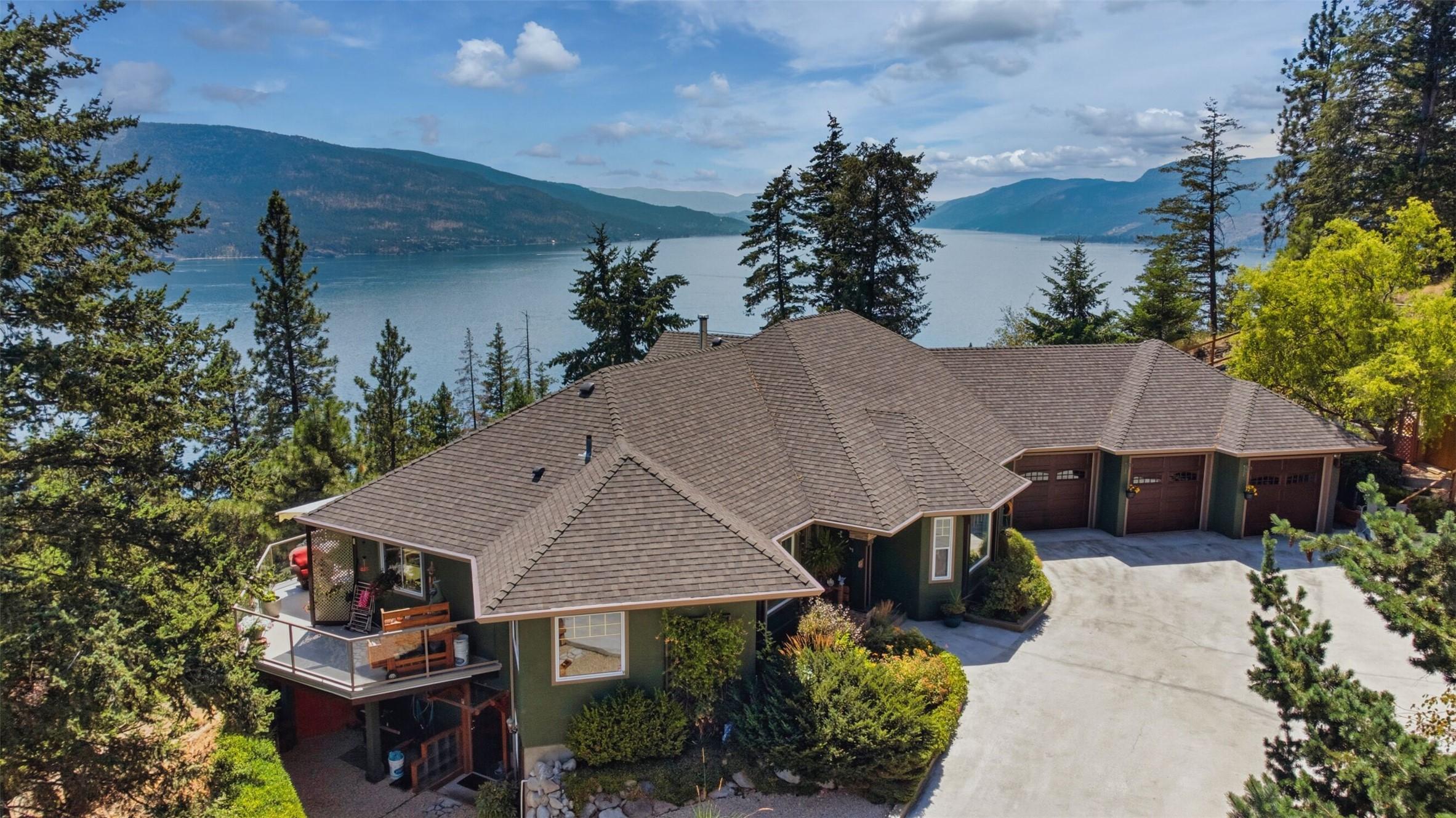 594 Mountain Drive, Vernon, BC - Outdoor With Body Of Water