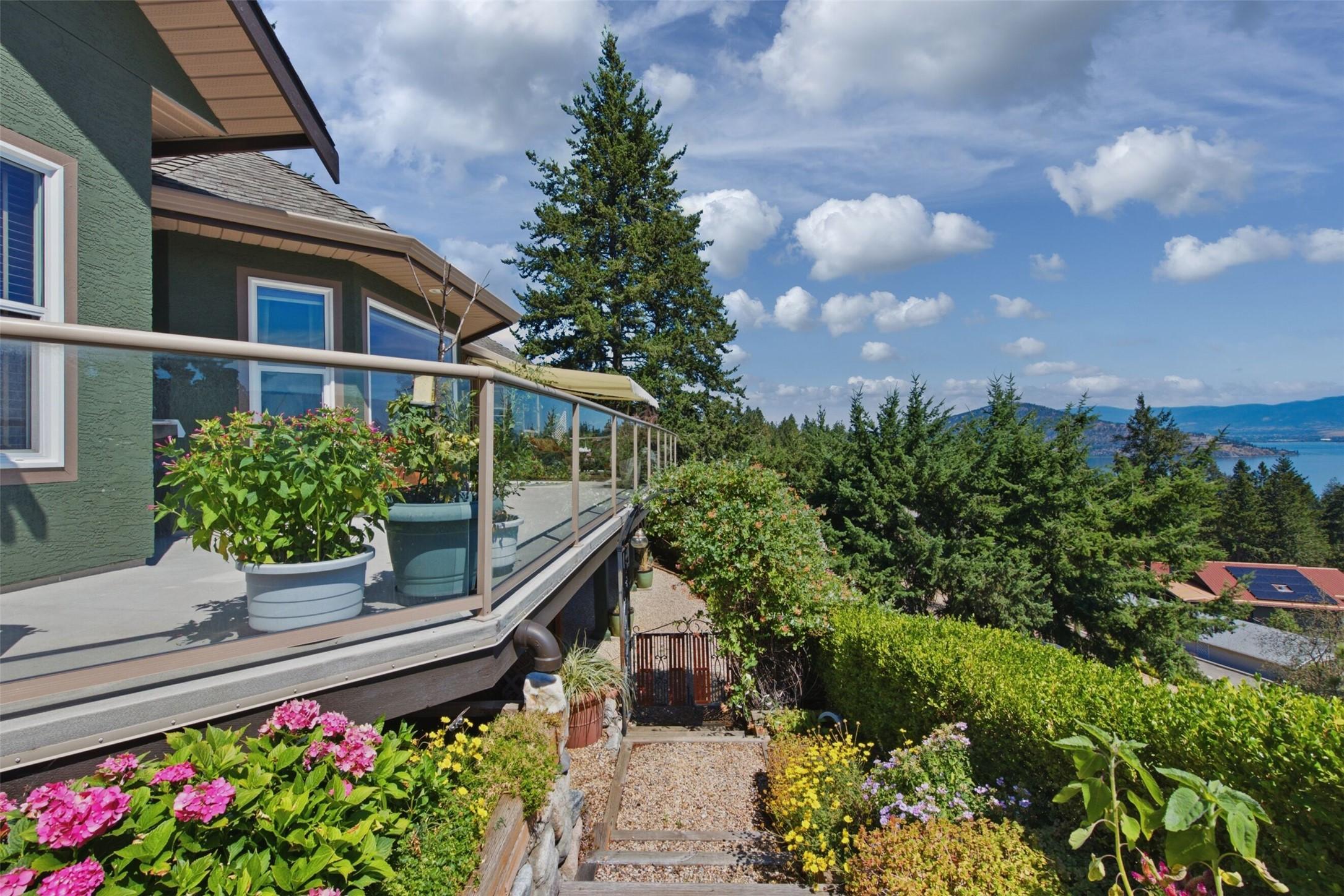 594 Mountain Drive, Vernon, BC - Outdoor With Body Of Water