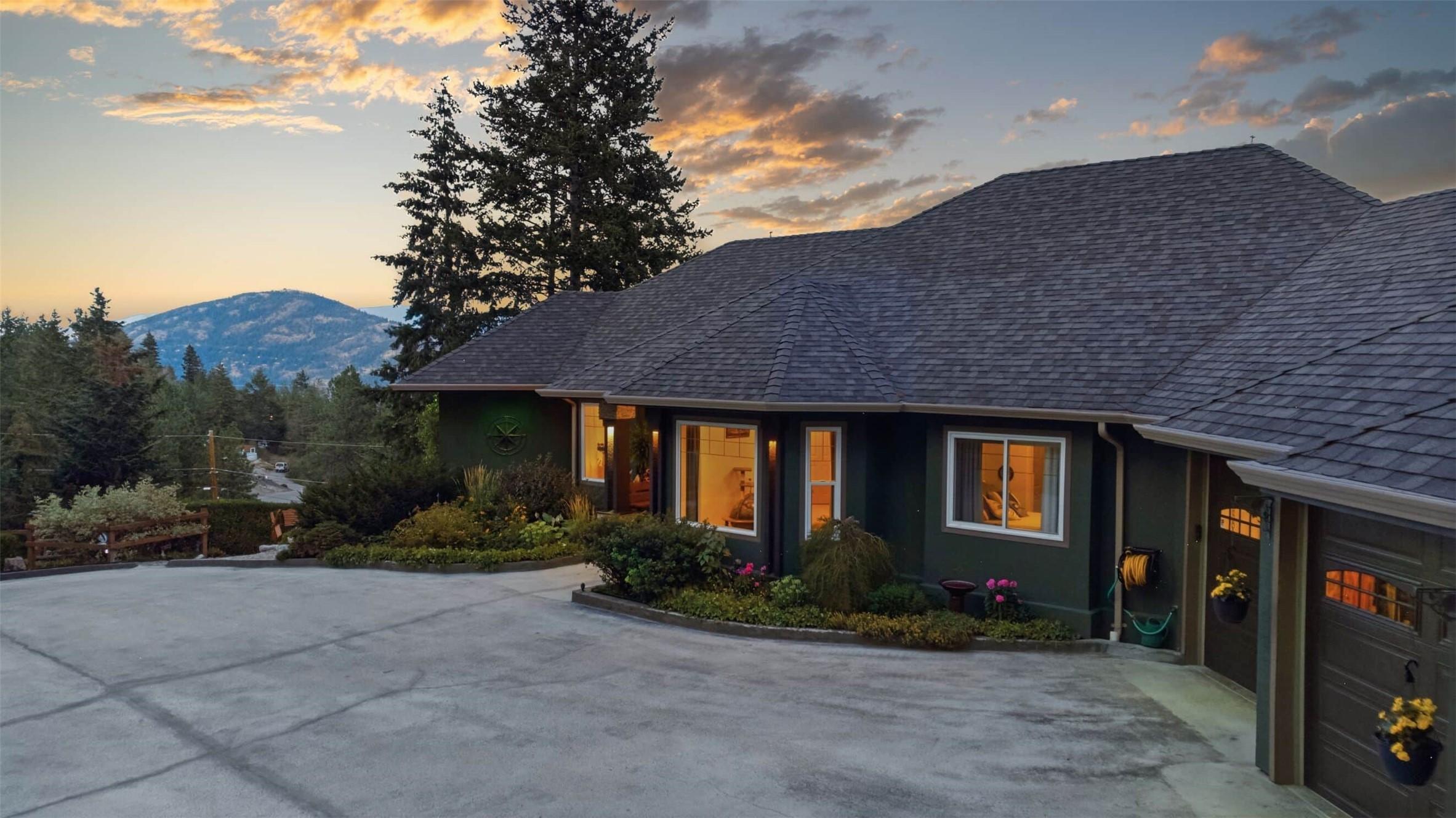 594 Mountain Drive, Vernon, BC - Outdoor