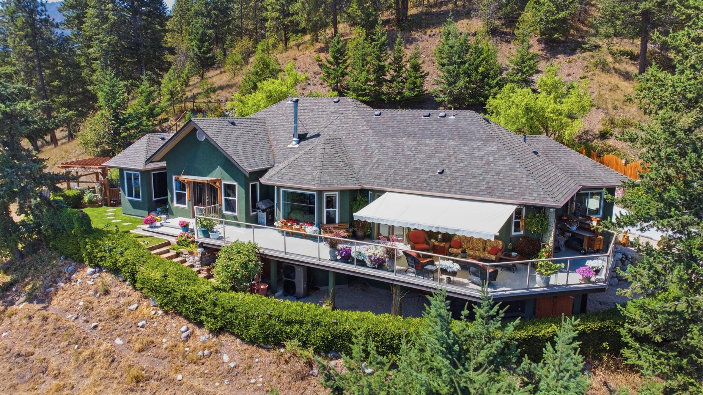594 Mountain Drive, Vernon, BC - Outdoor With Deck Patio Veranda