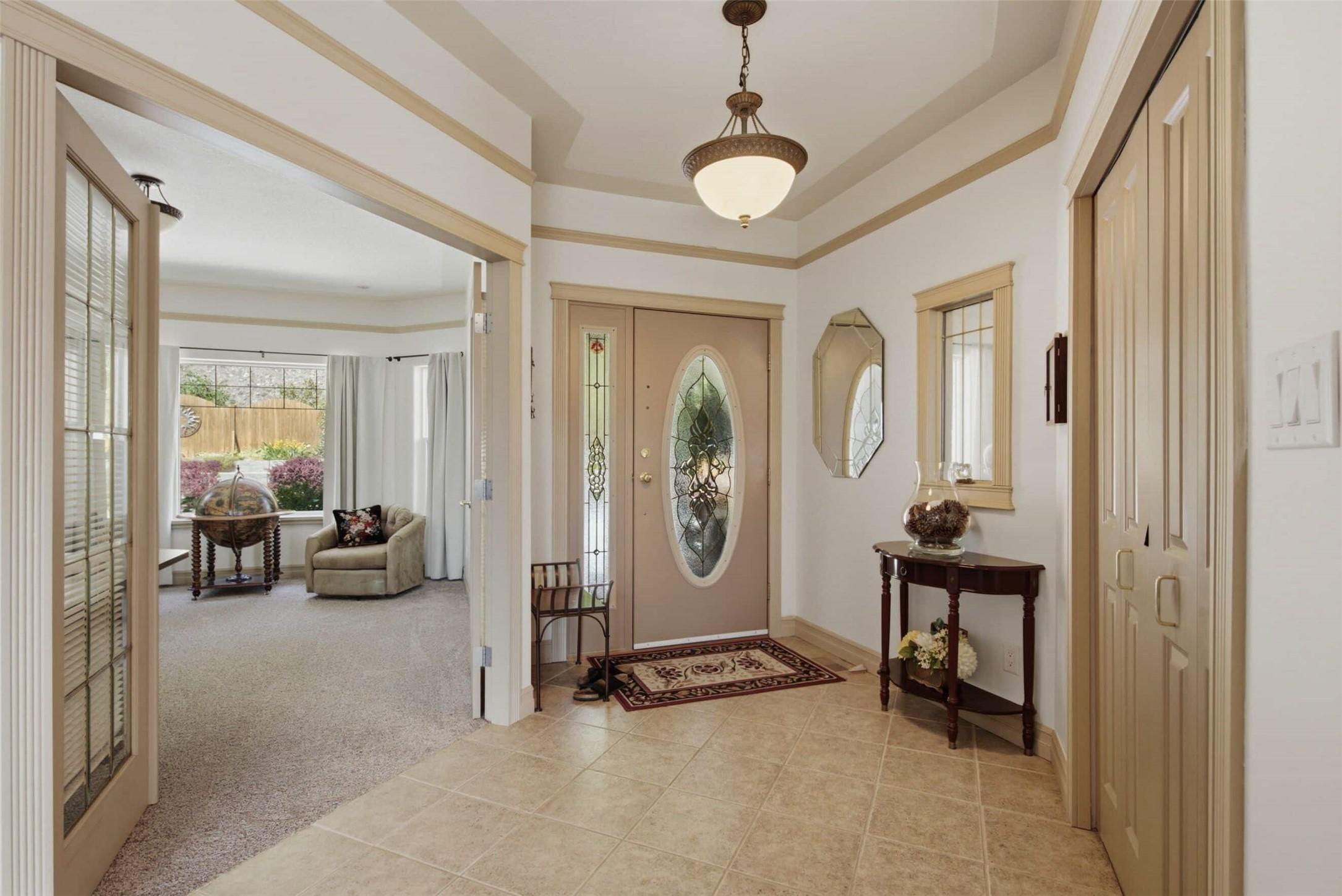 594 Mountain Drive, Vernon, BC - Indoor Photo Showing Other Room