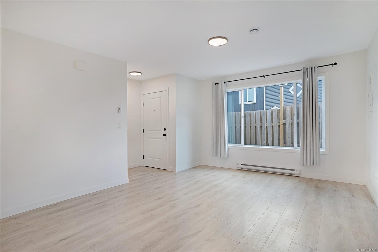 15 Fourth St, Nanaimo, BC