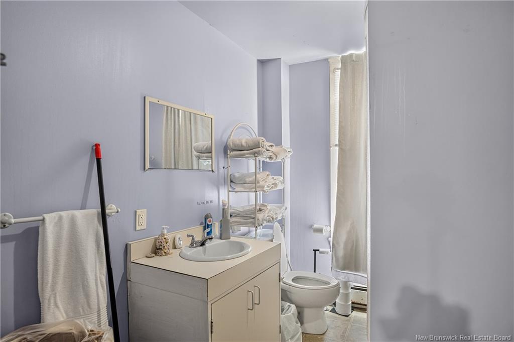 41 And 45 Kennedy St, Saint John, NB - Indoor Photo Showing Bathroom