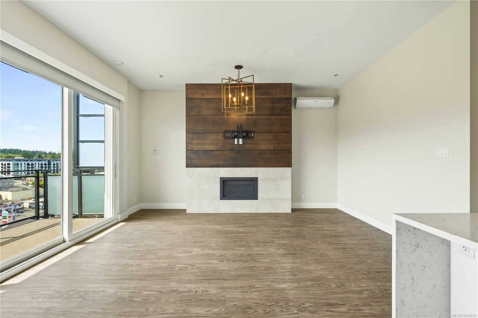 #607-91 Chapel St, Nanaimo, BC - Indoor