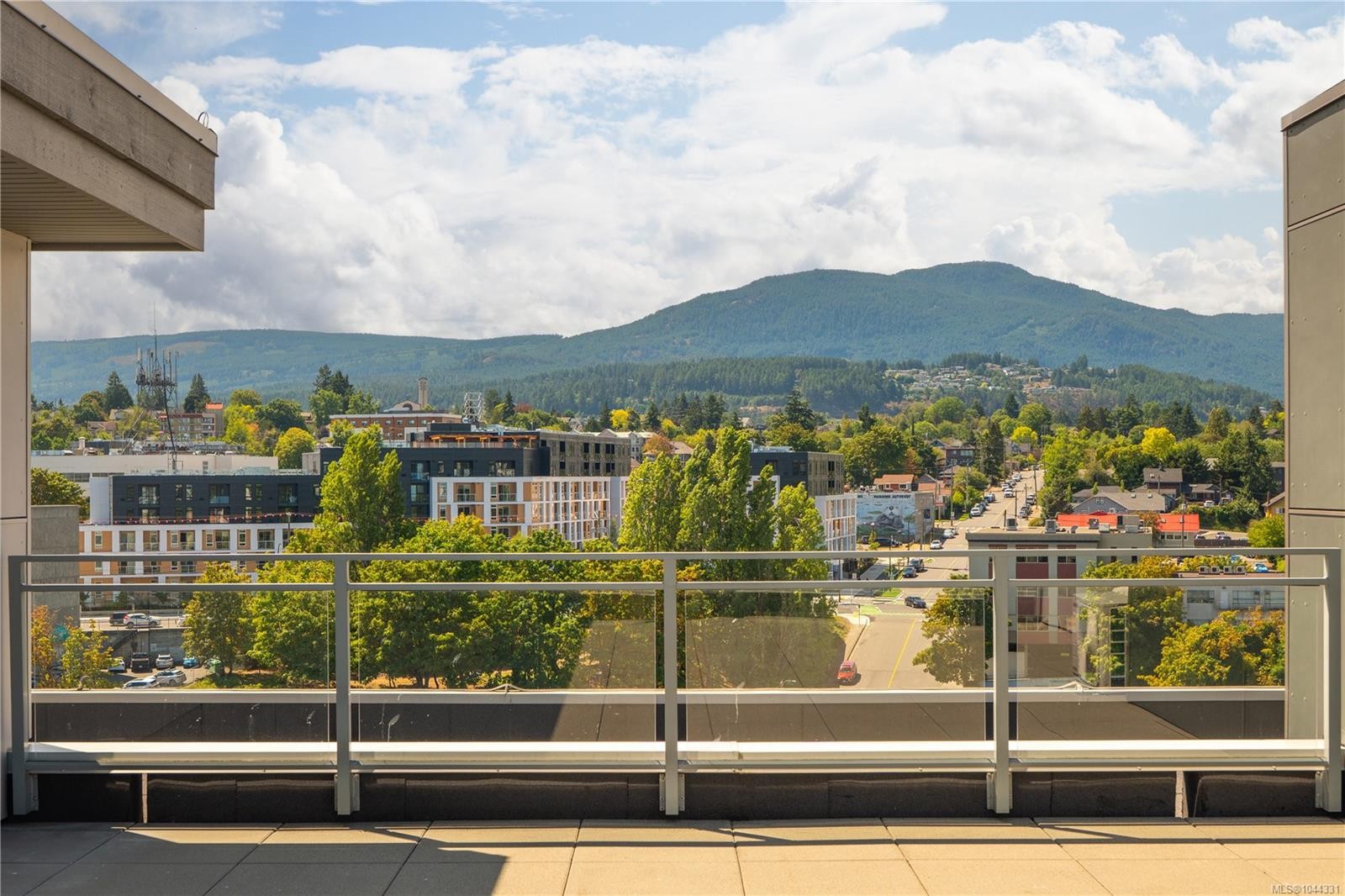 #607-91 Chapel St, Nanaimo, BC - Outdoor With Balcony With View