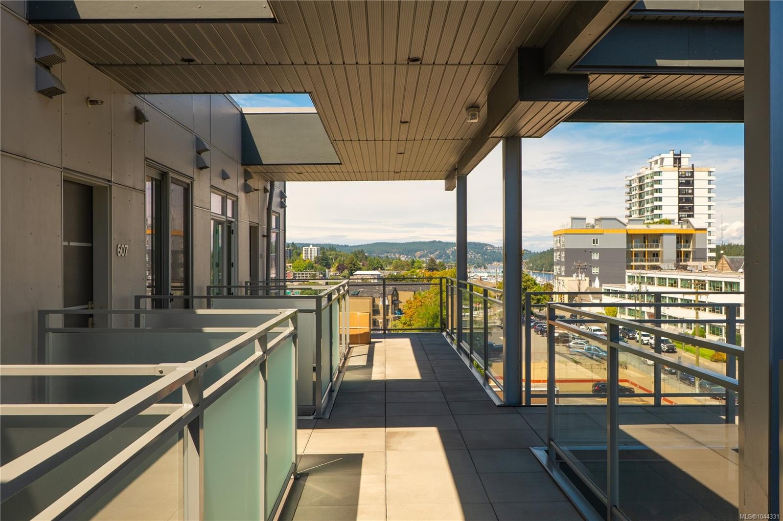 #607-91 Chapel St, Nanaimo, BC - Outdoor With Exterior