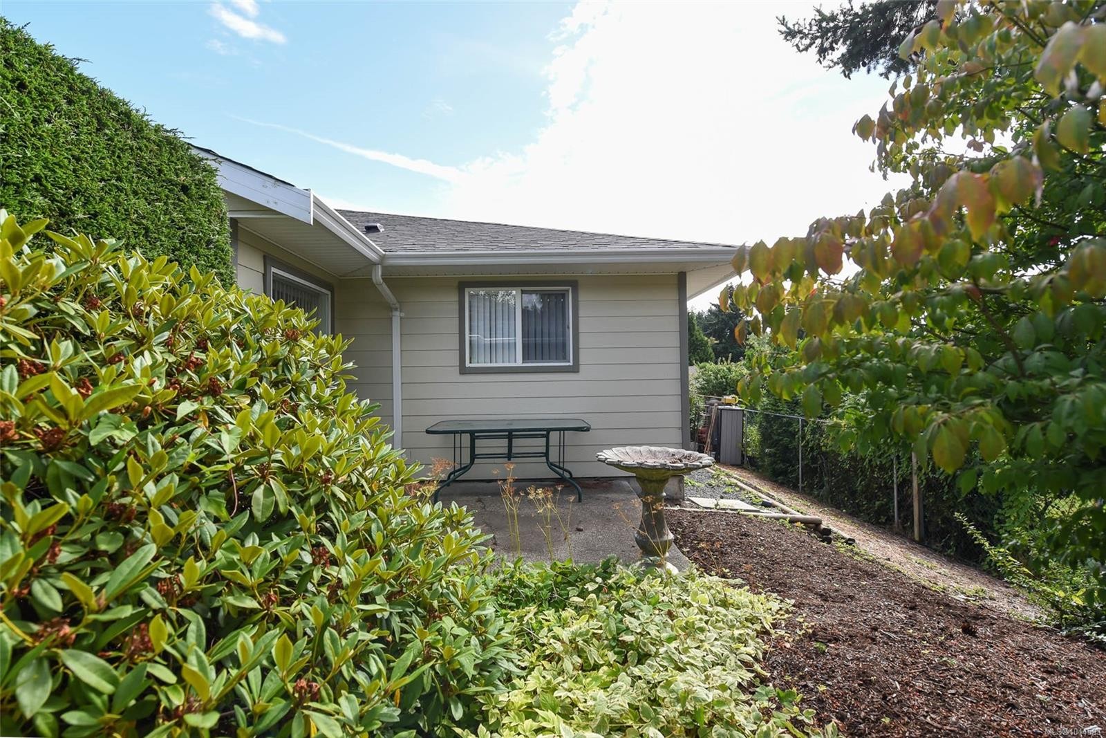 #8-417 Heather Crt, Comox, BC