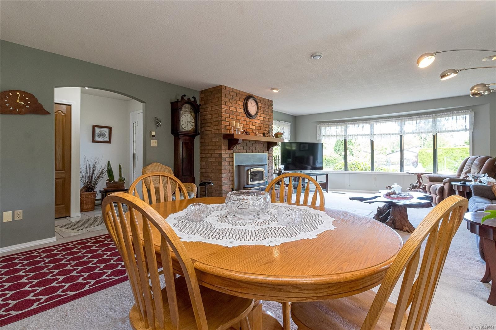 851 Breakwater Rd, French Creek, BC