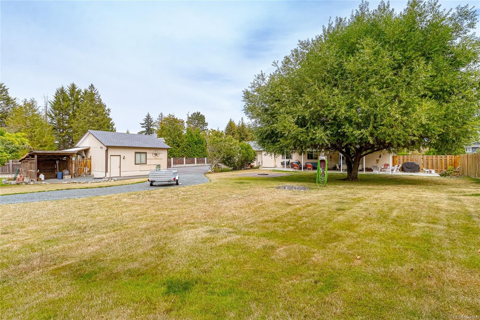 851 Breakwater Rd, French Creek, BC