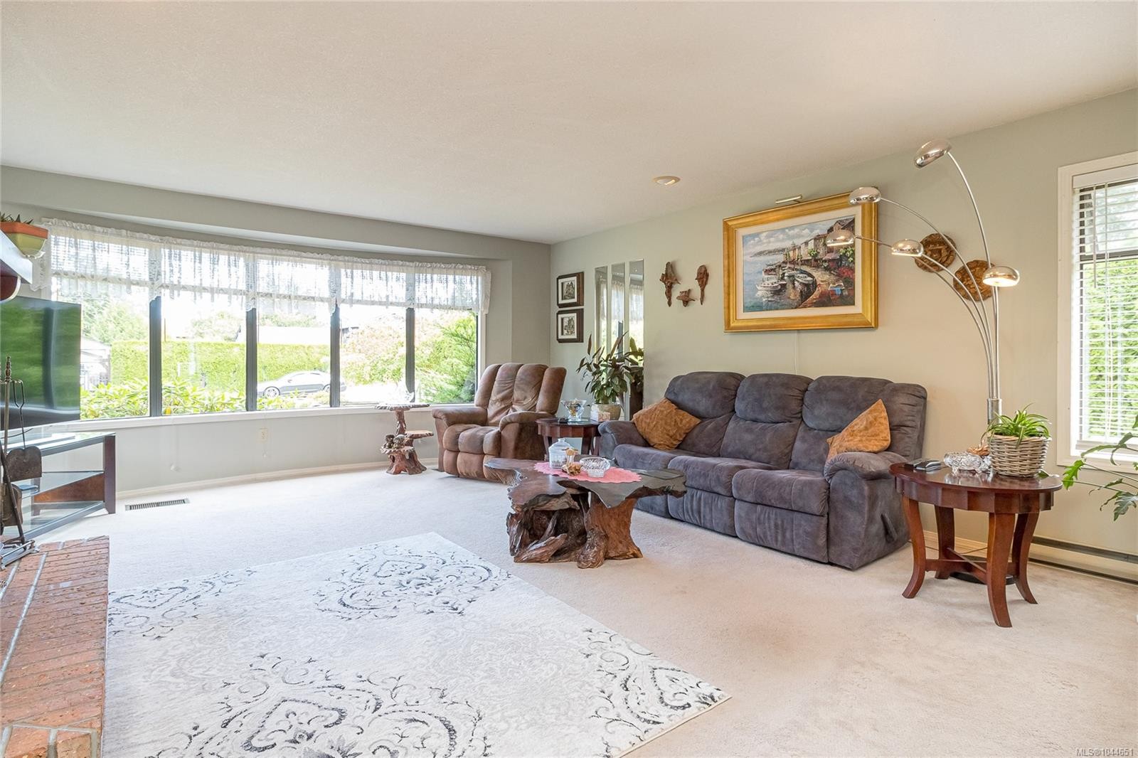 851 Breakwater Rd, French Creek, BC