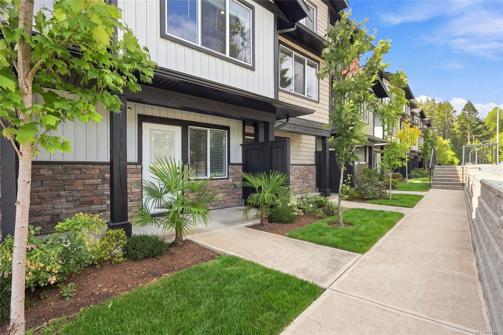 #129-600 Ninth St, Nanaimo, BC