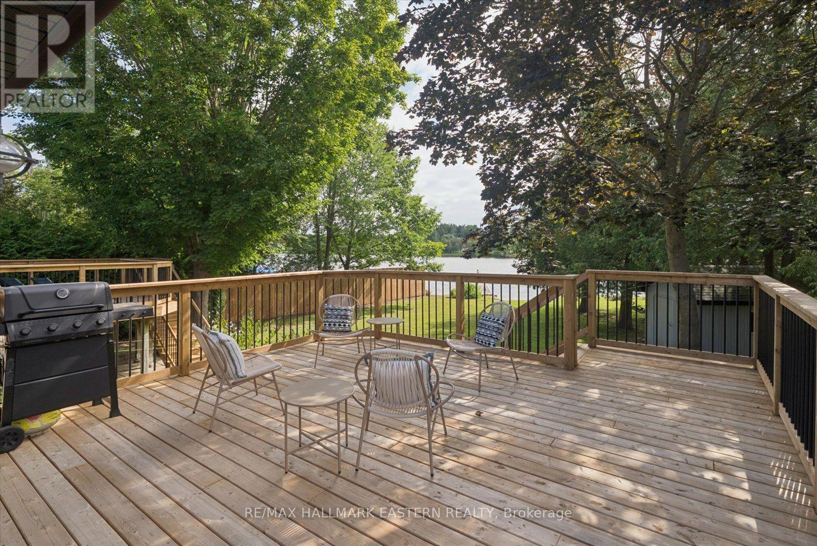 1041 Primrose Lane, Selwyn, ON - Outdoor With Deck Patio Veranda