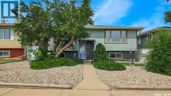 6524 Dewdney AVENUE Regina, SK S4T 1E5