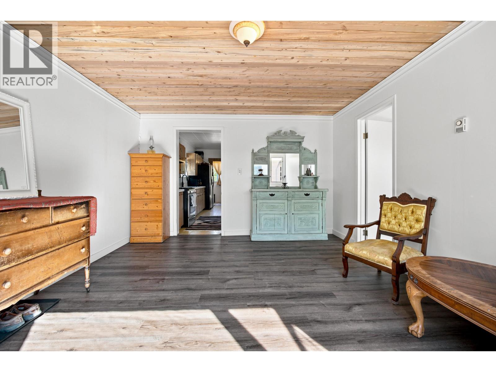 144 Cedarvale Ferry Road, Terrace, BC - Indoor Photo Showing Other Room