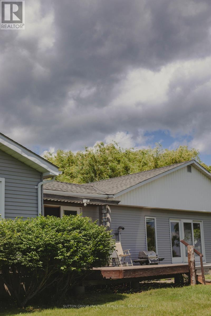 9392 Highway 33 Highway, Greater Napanee (Greater Napanee), ON - Outdoor