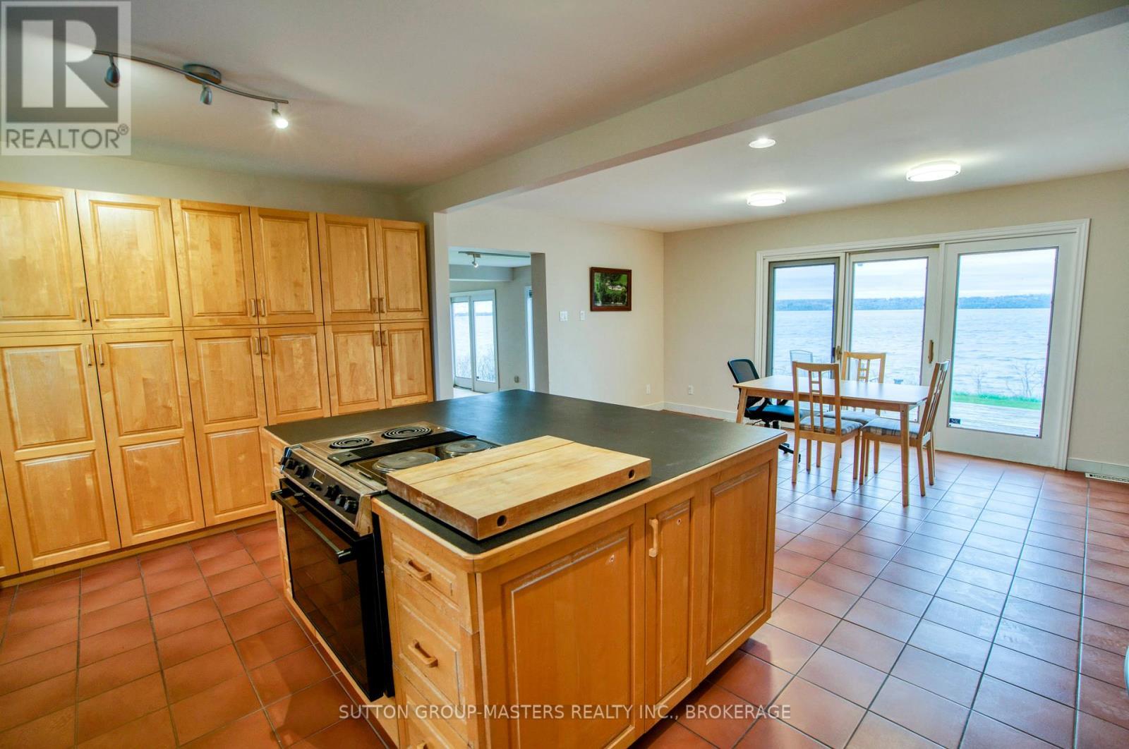 9392 Highway 33 Highway, Greater Napanee (Greater Napanee), ON - Indoor
