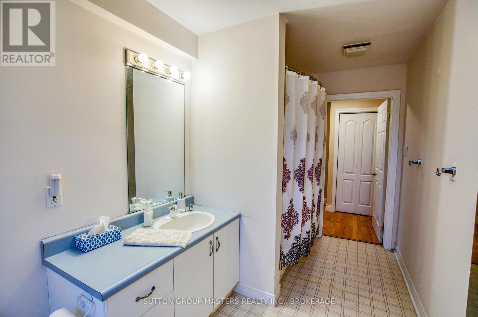 9392 Highway 33 Highway, Greater Napanee (Greater Napanee), ON - Indoor Photo Showing Bathroom