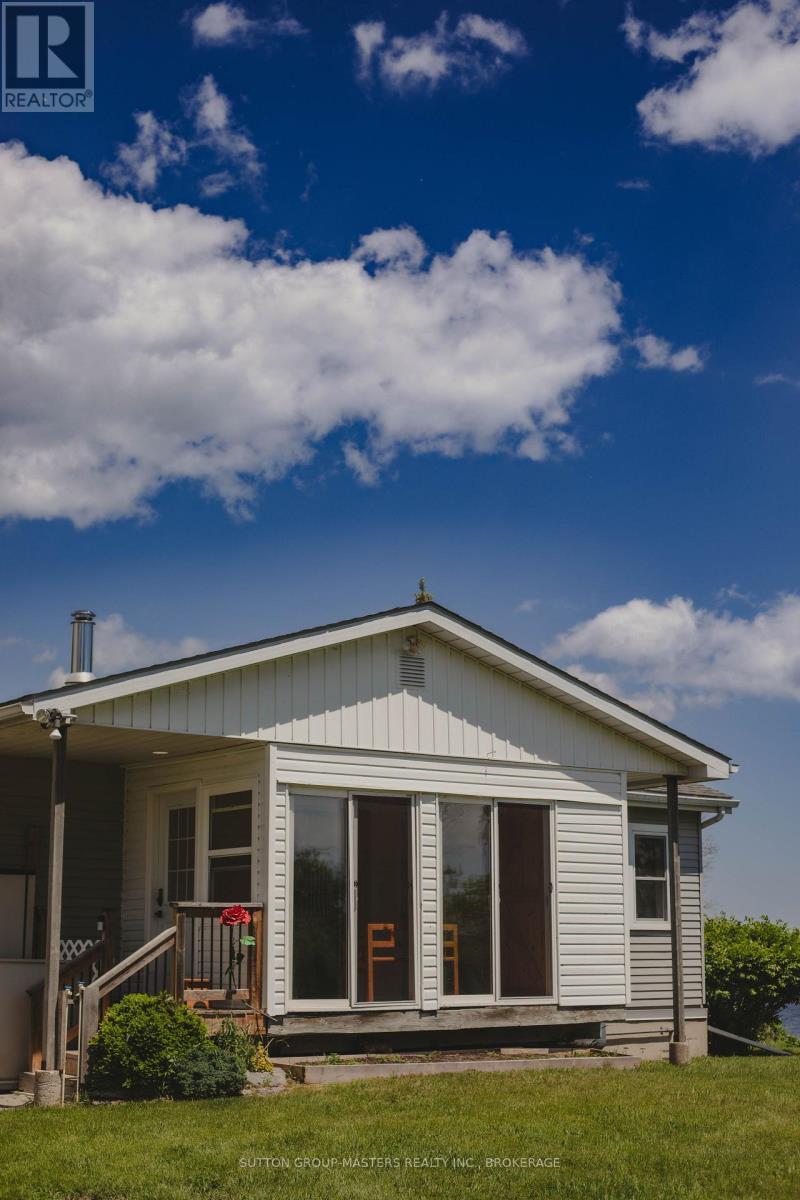 9392 Highway 33 Highway, Greater Napanee (Greater Napanee), ON - Outdoor With Deck Patio Veranda