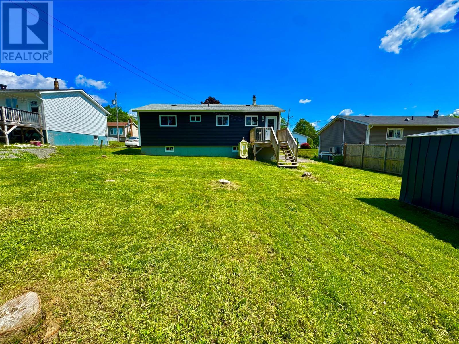 25 Second Avenue, Lewisporte, NL - Outdoor