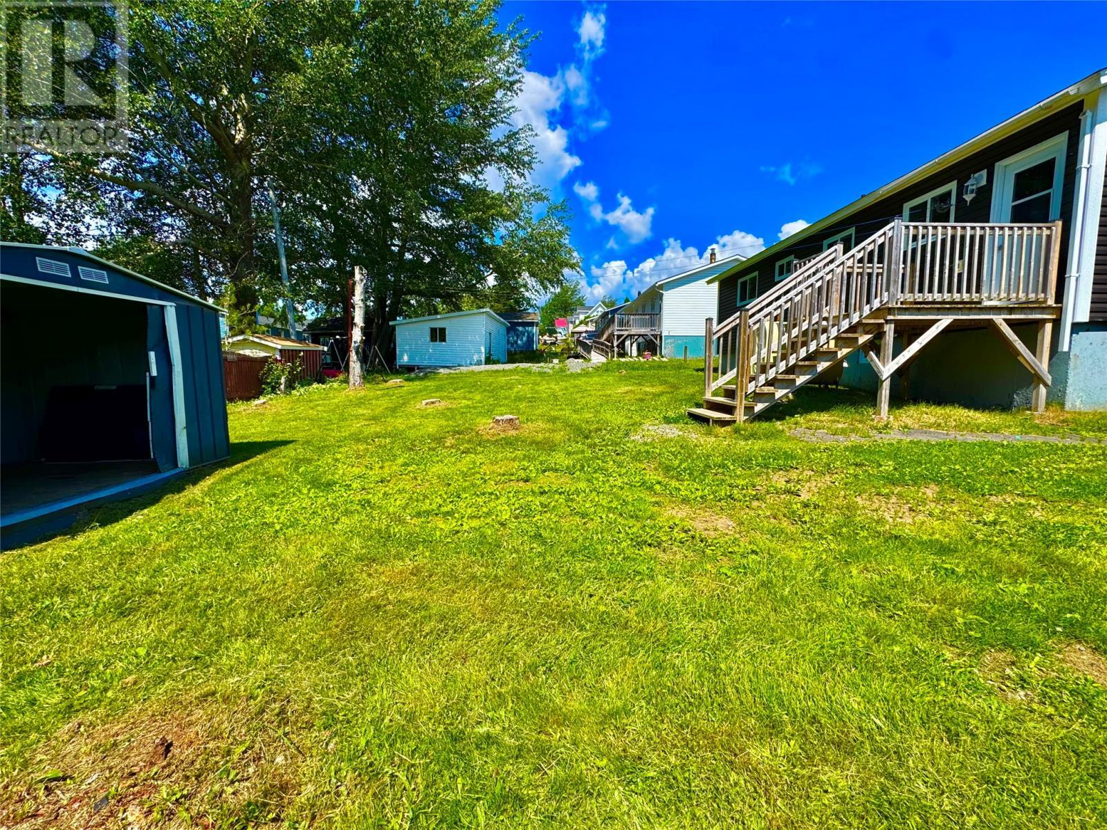 25 Second Avenue, Lewisporte, NL - Outdoor