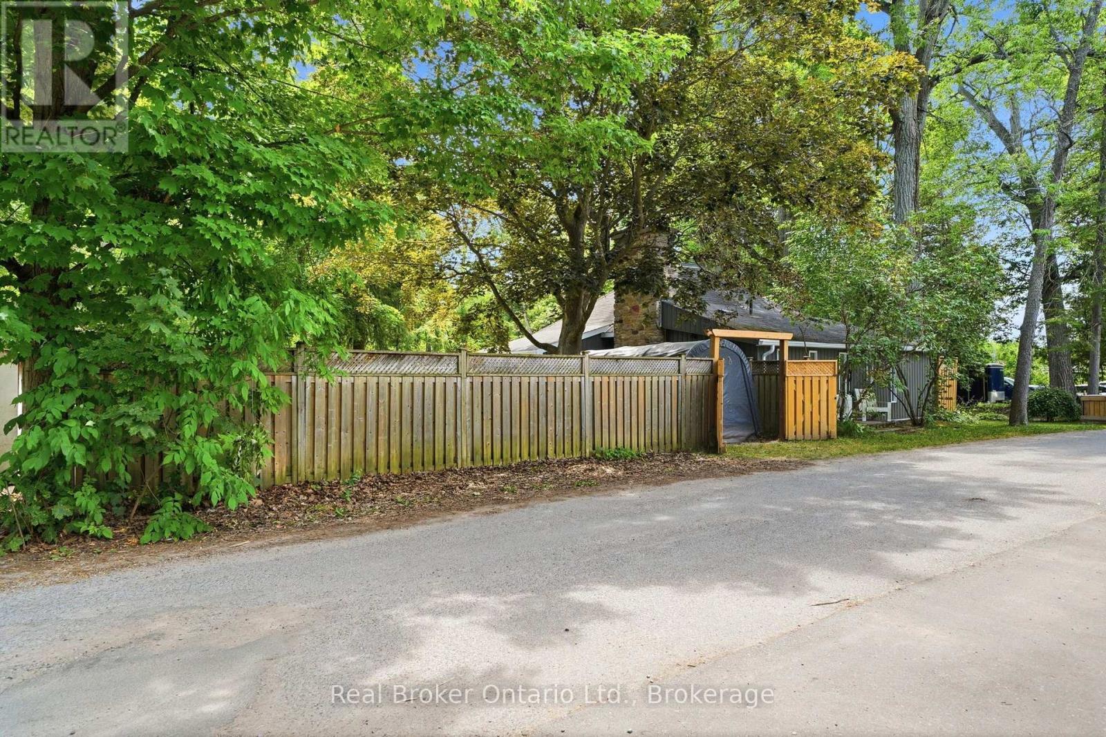 1 Janice Drive, Kawartha Lakes (Fenelon), ON - Outdoor
