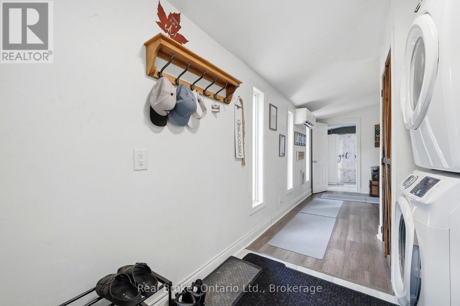 1 Janice Drive, Kawartha Lakes (Fenelon), ON - Indoor