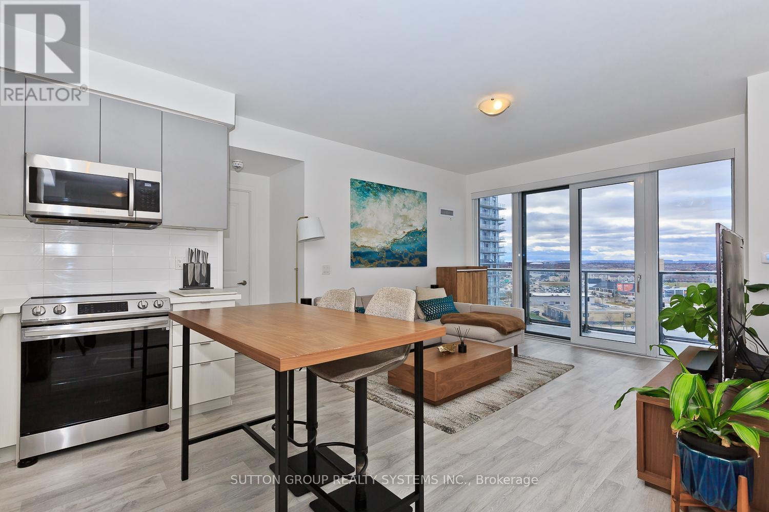 1409 - 4655 Metcalfe Avenue, Mississauga, ON - Indoor
