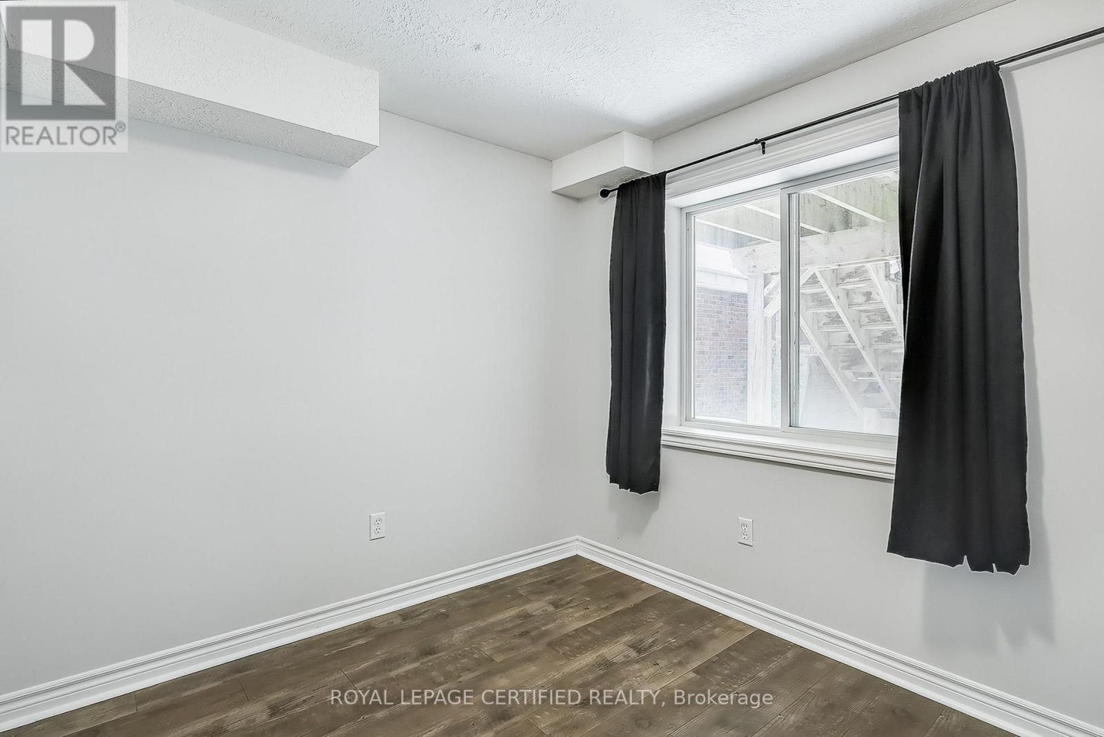 37 Wilkie Crescent, Guelph, ON - Indoor Photo Showing Other Room