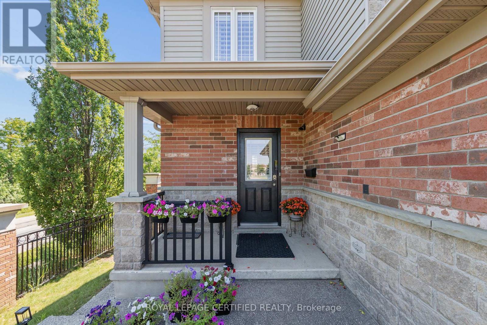 37 Wilkie Crescent, Guelph, ON - Outdoor With Deck Patio Veranda With Exterior