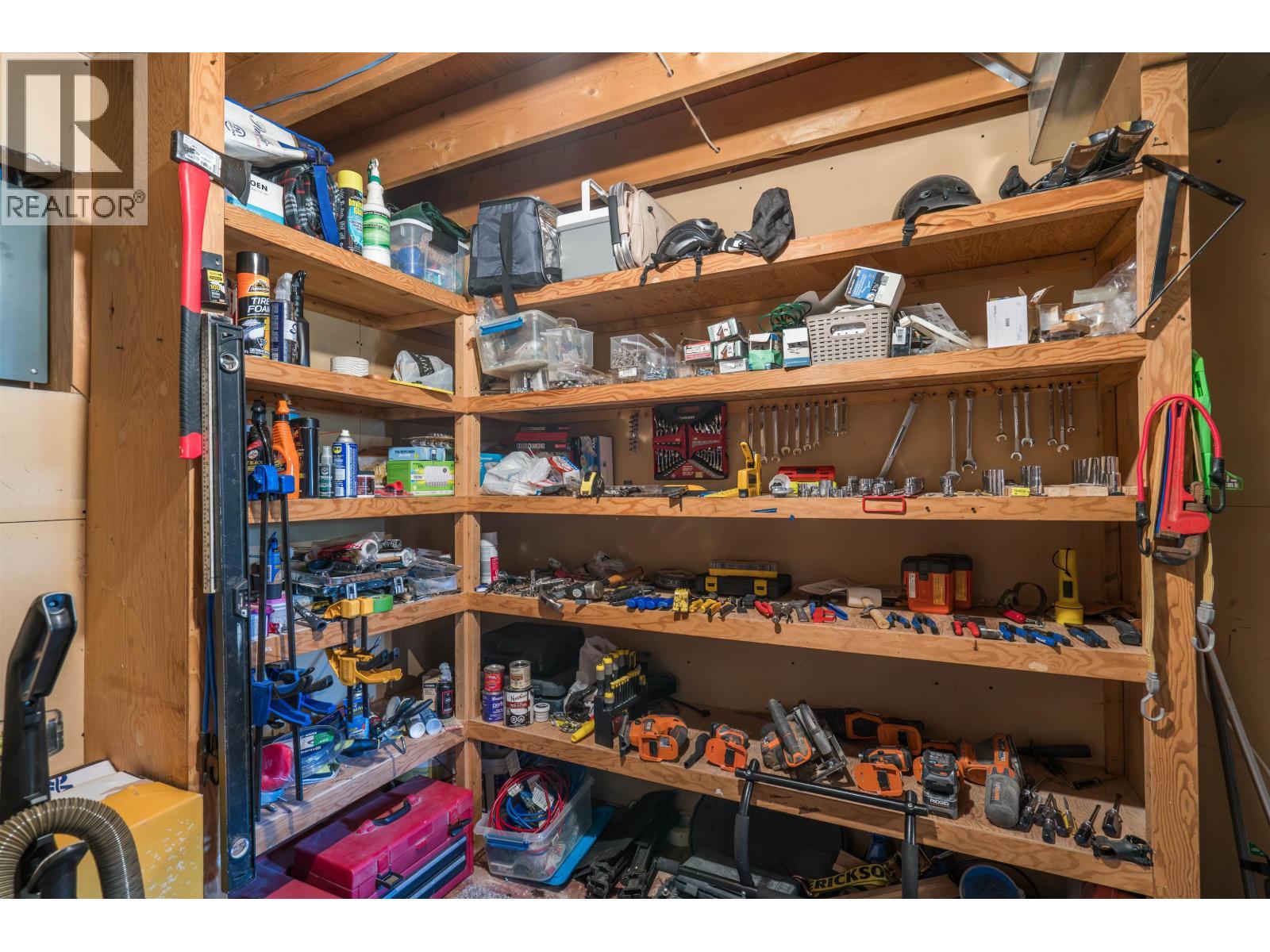 389 Neff Crescent, Prince George, BC - Indoor With Storage