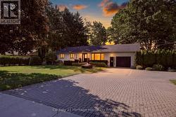 105 CONCESSION STREET W Tillsonburg, ON N4G 1R8