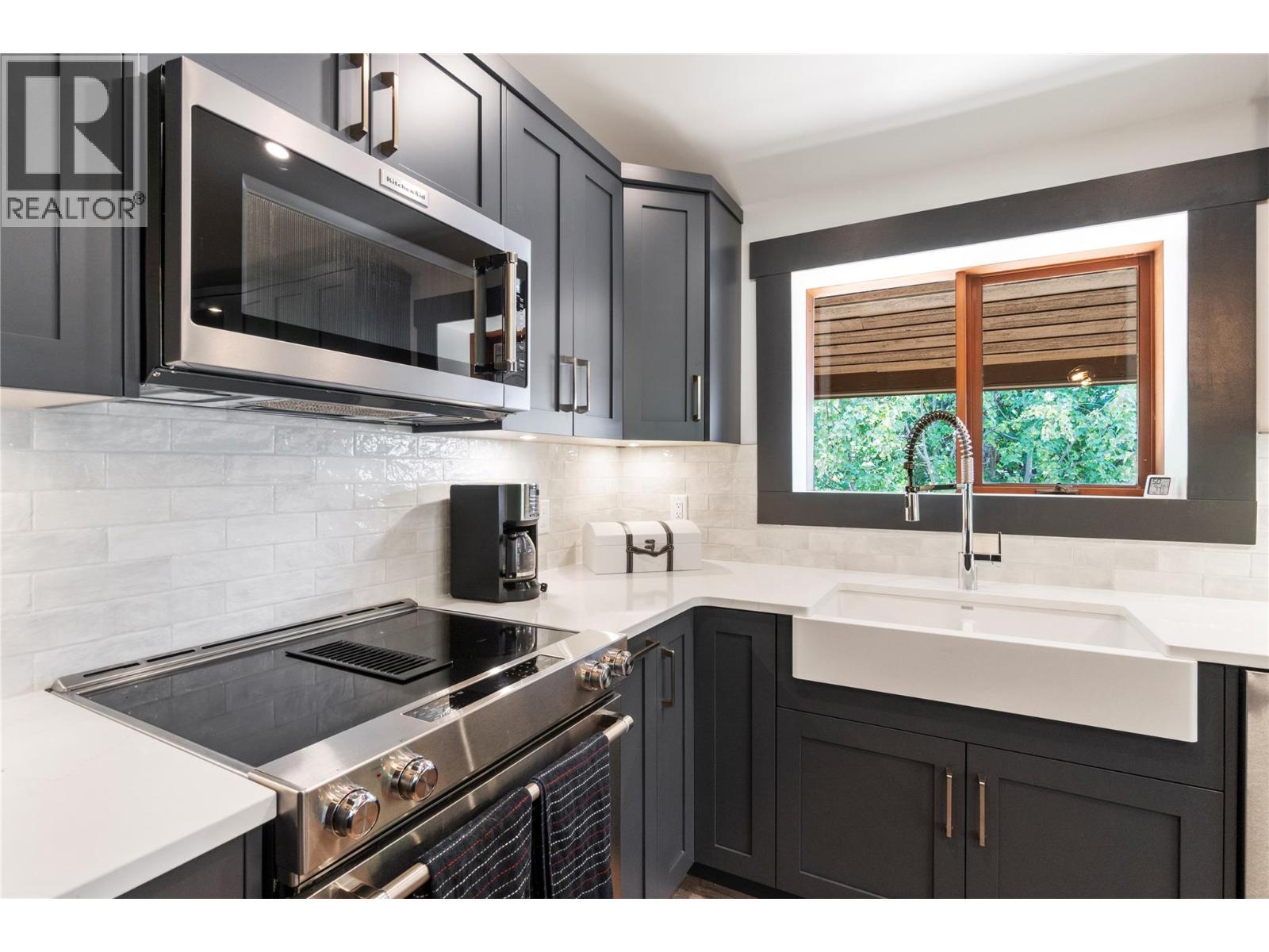 8758 Holding Road Unit# 1, Adams Lake, BC - Indoor Photo Showing Kitchen With Double Sink With Upgraded Kitchen