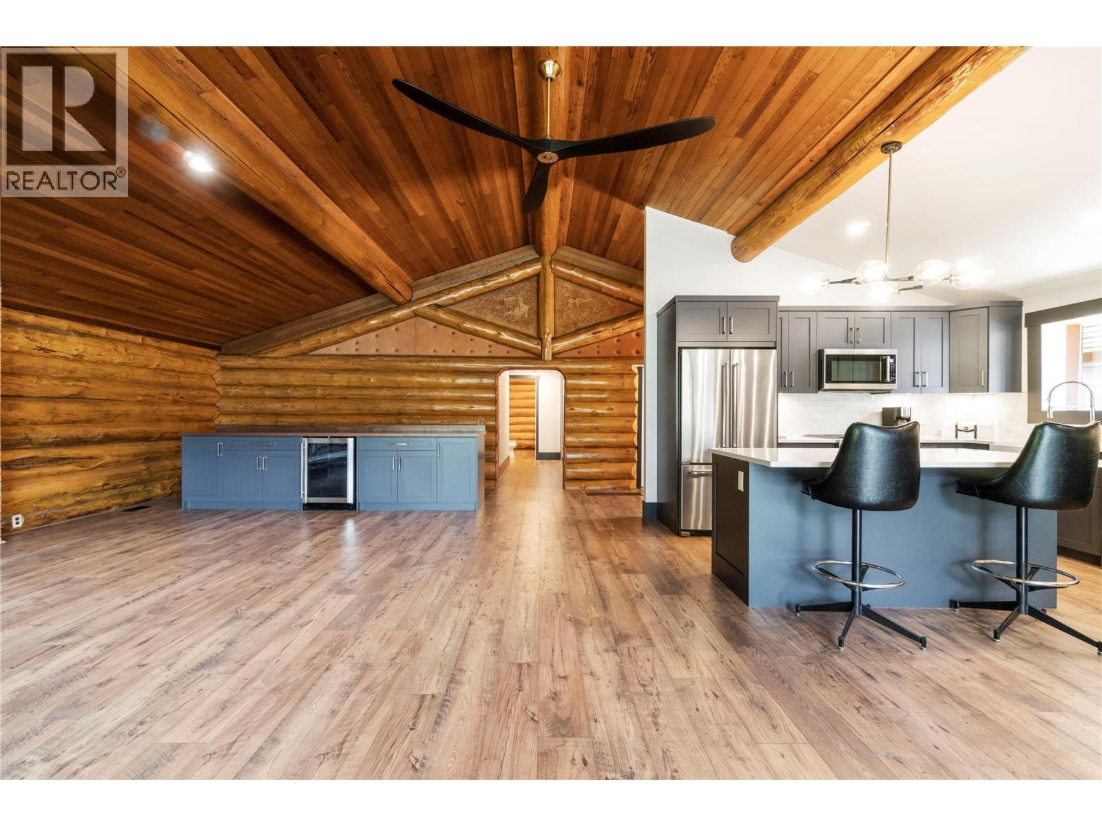 8758 Holding Road Unit# 1, Adams Lake, BC - Indoor Photo Showing Kitchen