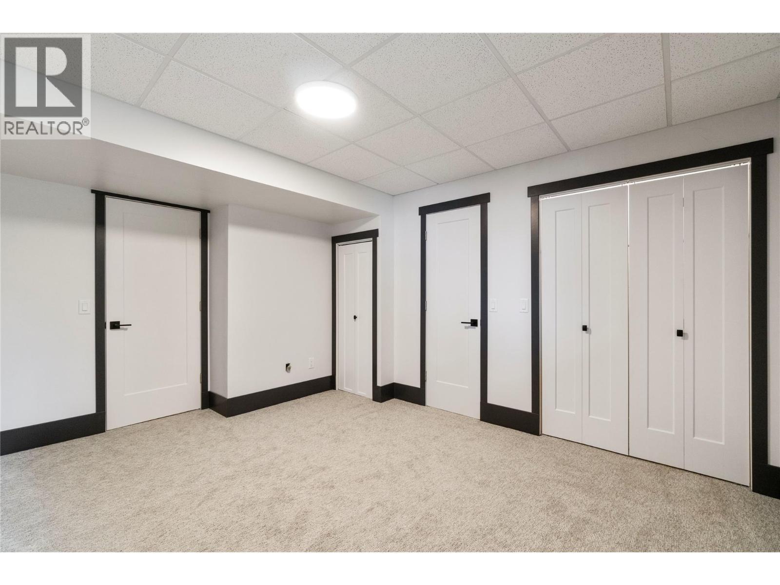 8758 Holding Road Unit# 1, Adams Lake, BC - Indoor
