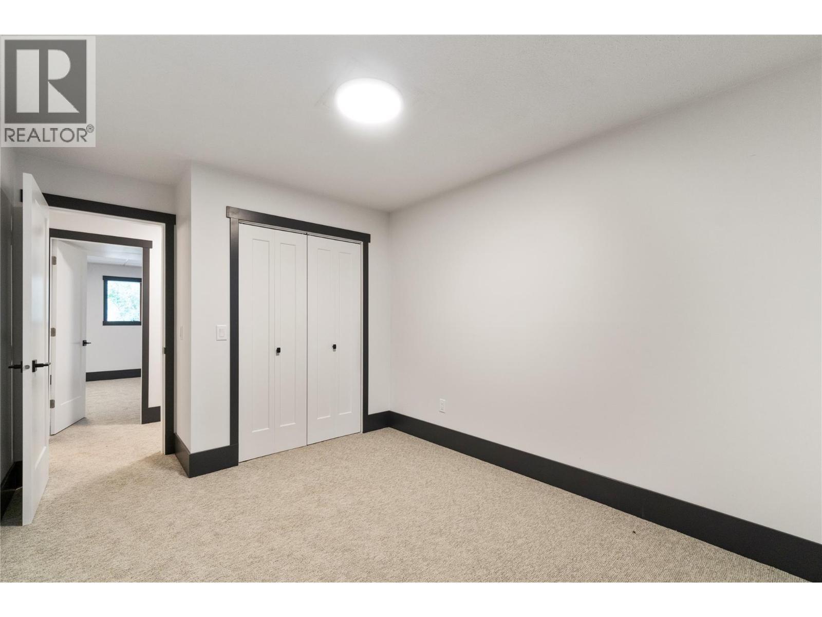 8758 Holding Road Unit# 1, Adams Lake, BC - Indoor Photo Showing Other Room
