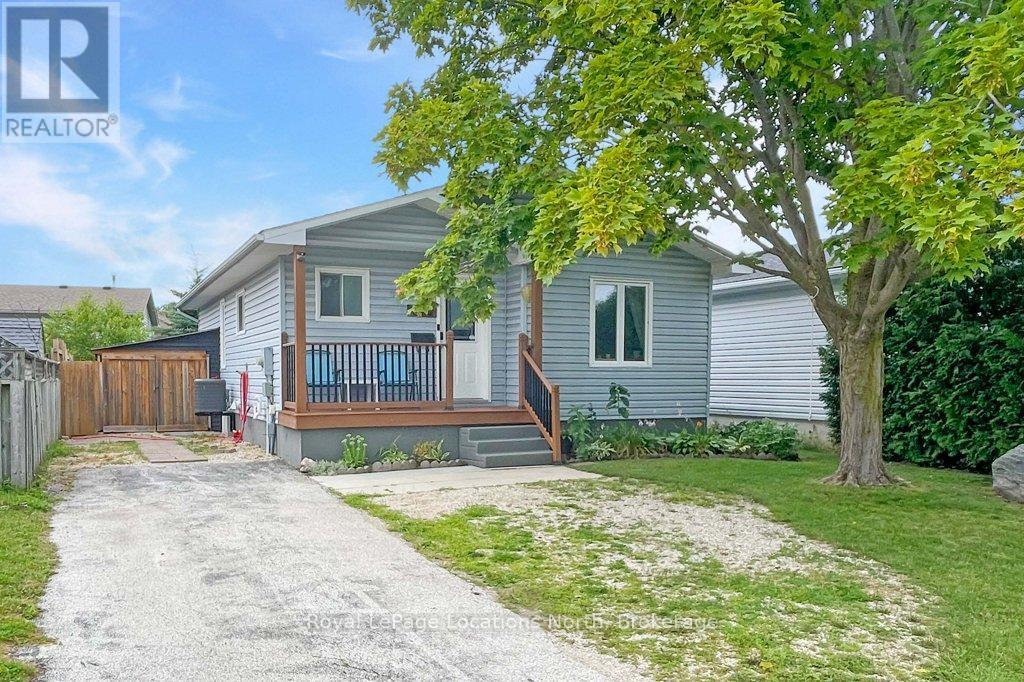 642 Spruce Street, Collingwood, ON - Outdoor With Deck Patio Veranda