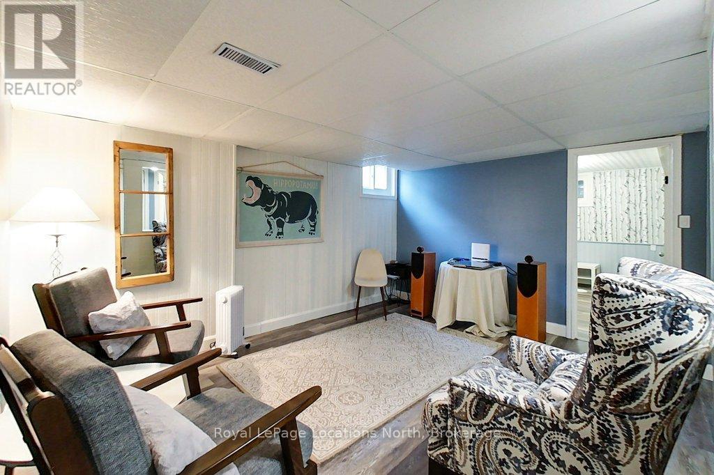 642 Spruce Street, Collingwood, ON - Indoor
