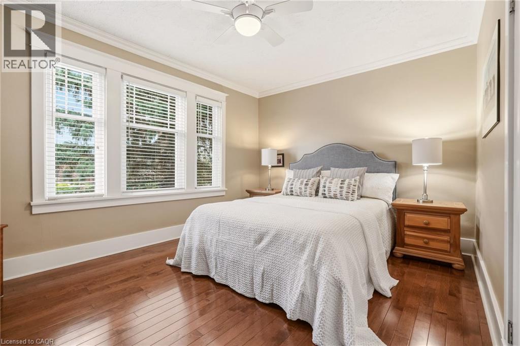 2116 Caroline Street, Burlington, ON - Indoor Photo Showing Bedroom