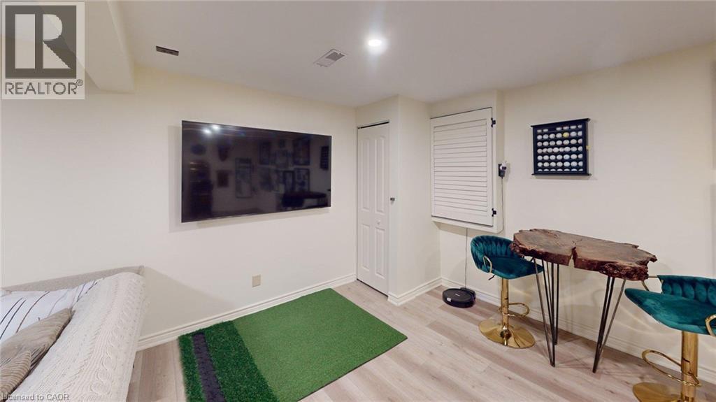 4101 Diana Park, Vineland, ON - Indoor