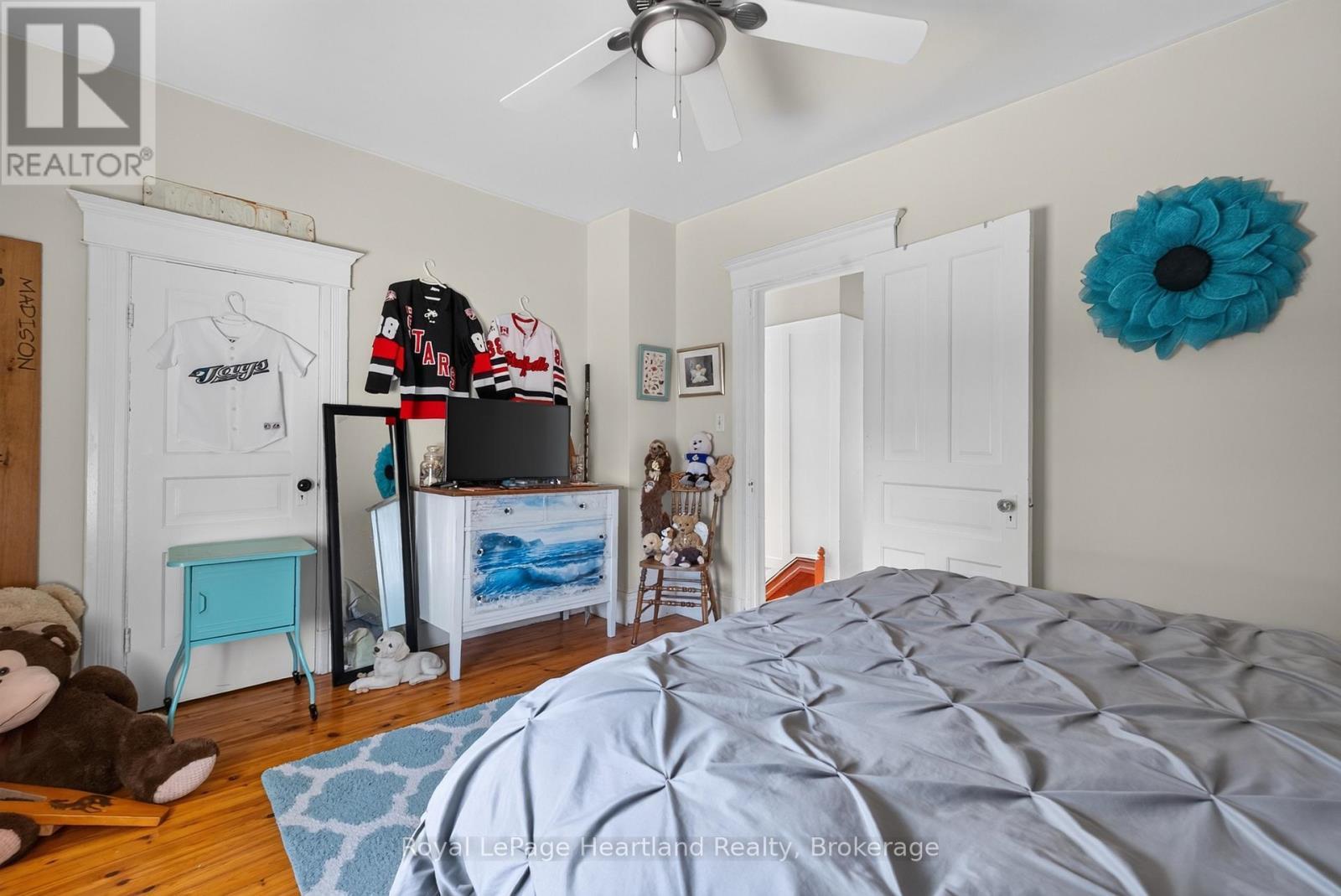 85 Montreal Street, Goderich (Goderich (Town)), ON - Indoor Photo Showing Bedroom