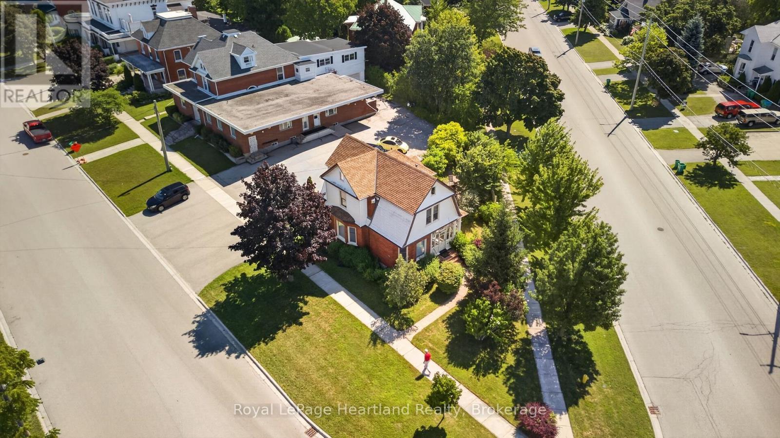 85 Montreal Street, Goderich (Goderich (Town)), ON - Outdoor With View