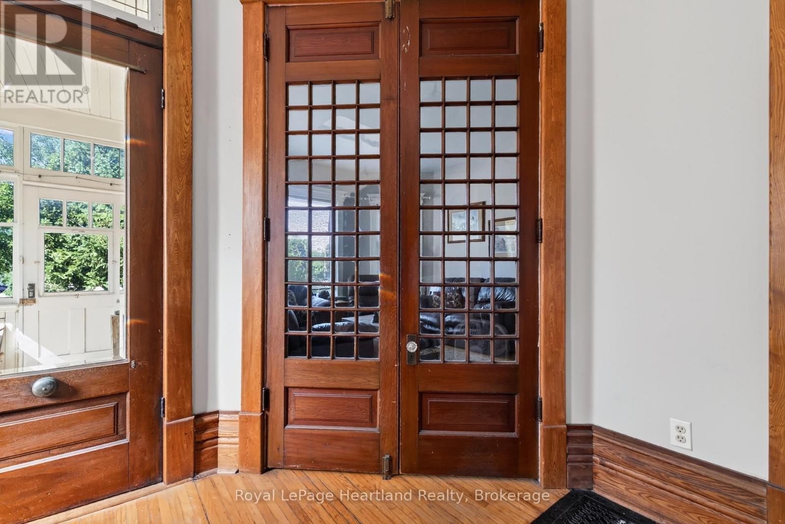 85 Montreal Street, Goderich (Goderich (Town)), ON - Indoor Photo Showing Other Room
