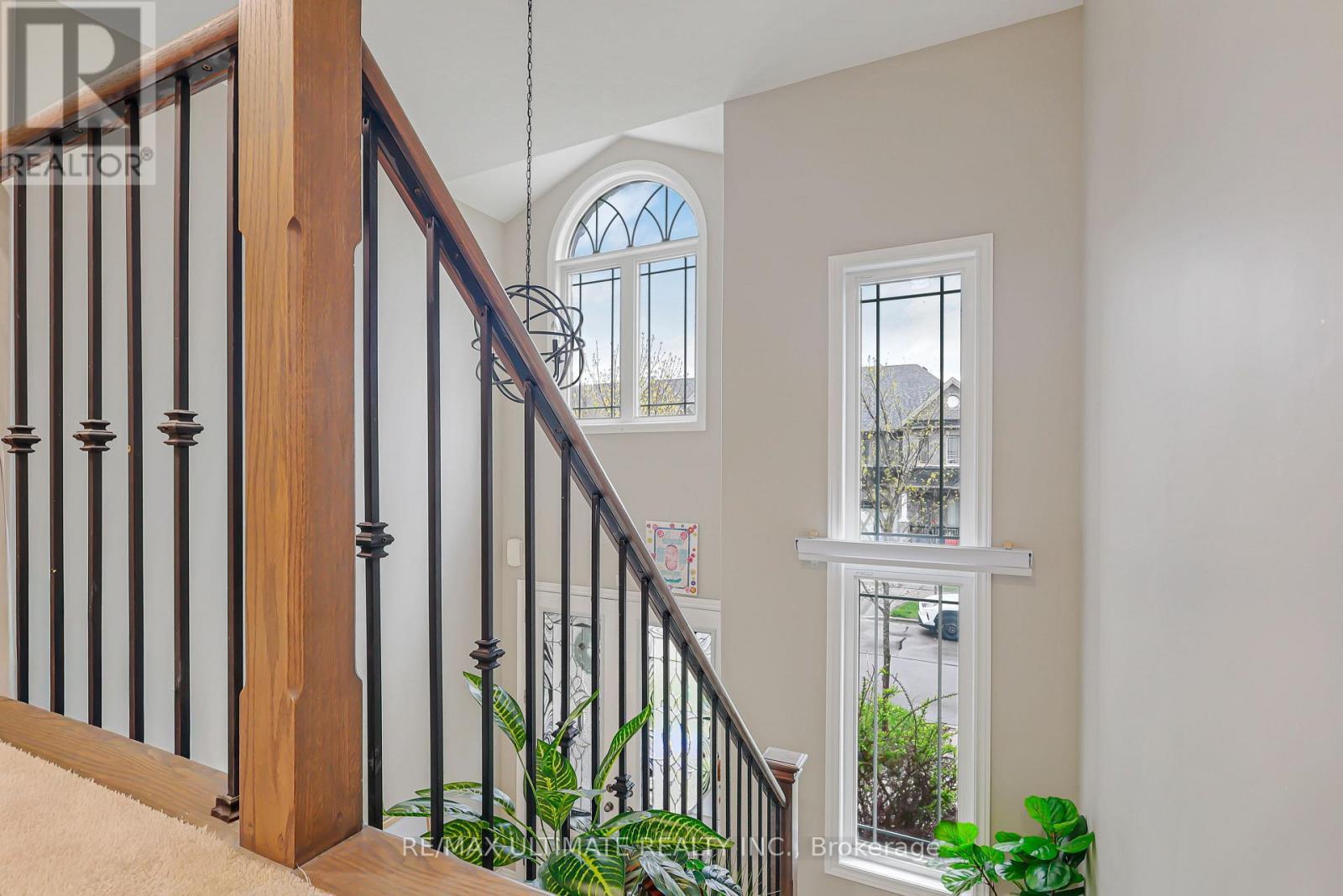 42 Walker Boulevard, New Tecumseth, ON - Indoor Photo Showing Other Room