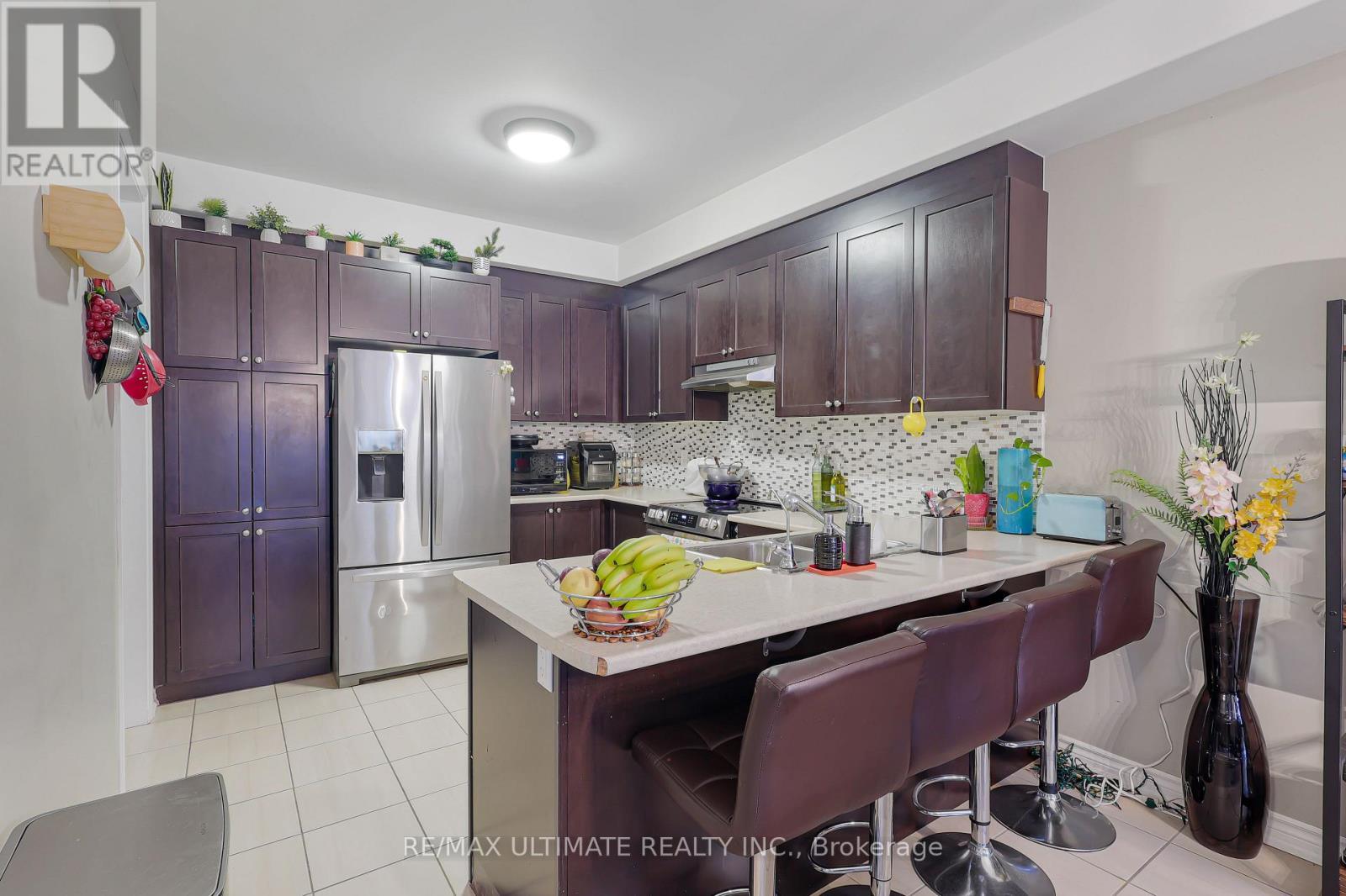42 Walker Boulevard, New Tecumseth, ON - Indoor Photo Showing Kitchen With Stainless Steel Kitchen