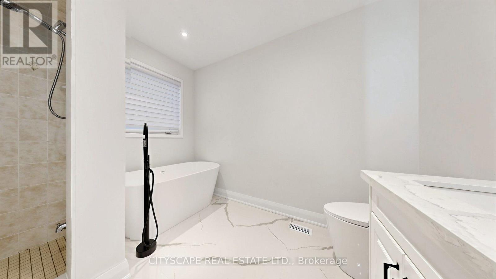 769 White Clover Way, Mississauga, ON - Indoor Photo Showing Other Room