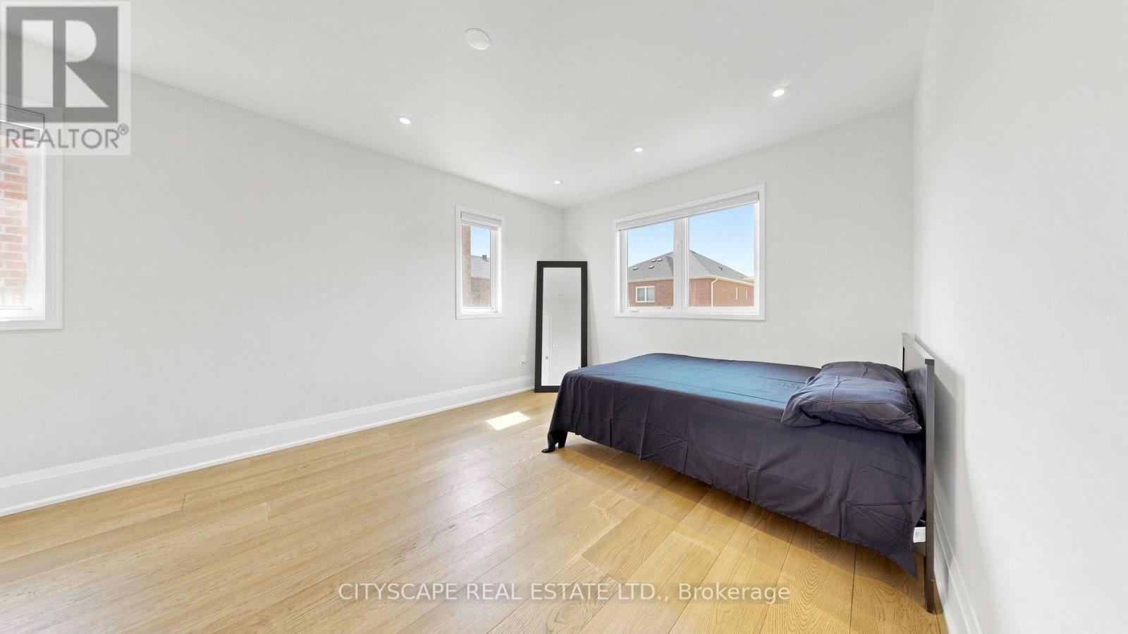 769 White Clover Way, Mississauga, ON - Indoor