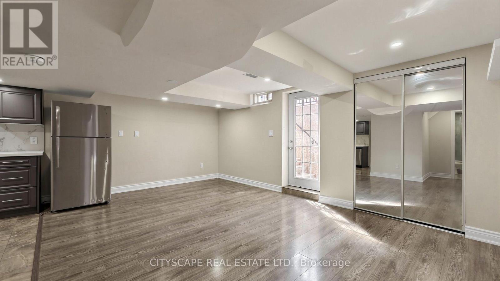 769 White Clover Way, Mississauga, ON - Indoor Photo Showing Other Room